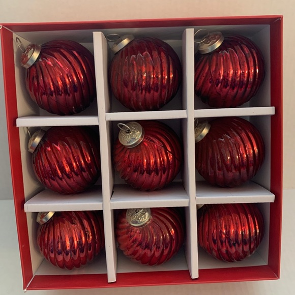 Martha Stewart Christmas Ornaments Set of 9 Red Ornaments - Picture 1 of 4